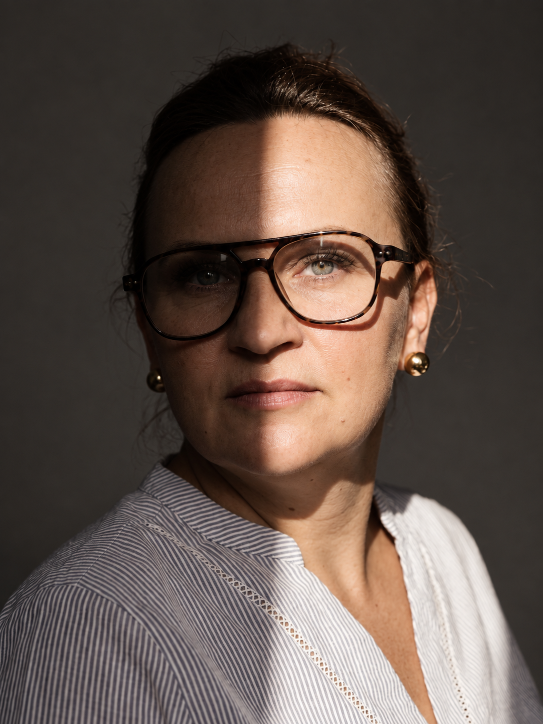 Millie Hobbins, therapeutic dating and relationship support